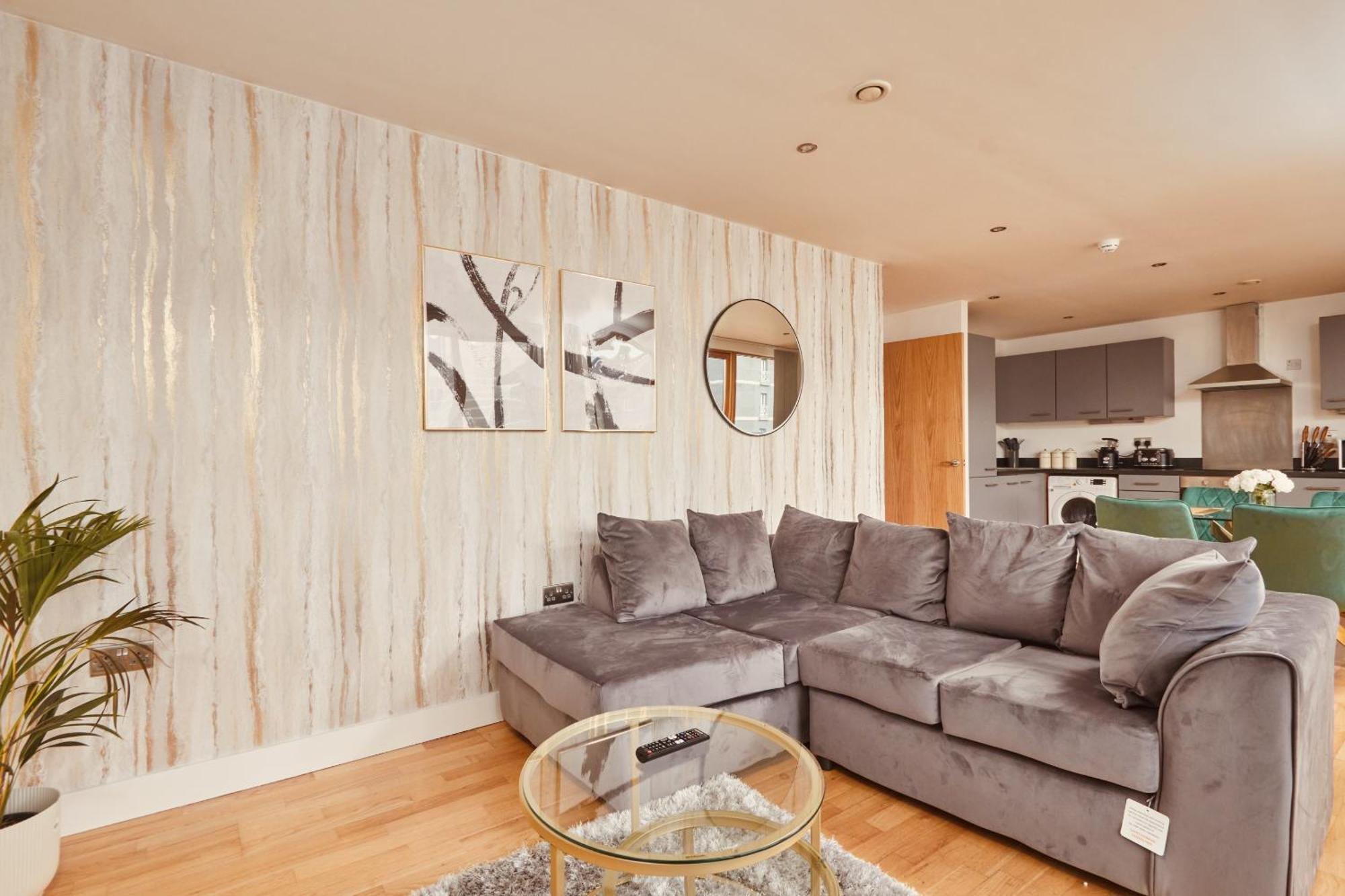 Central Leeds Dock Apt, Free Secure Parking! 2 Bed Exterior photo